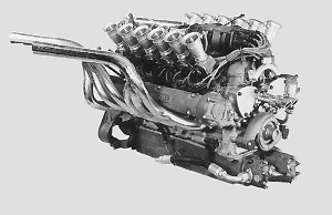 engine-tipo9-bw.jpg