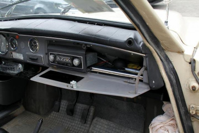 V4Radio1.jpg